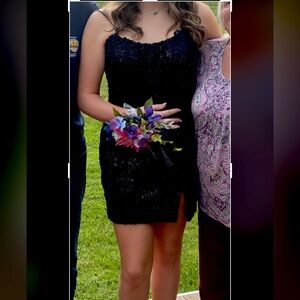 Sherry Hill-14 size. Formal back sequin dress